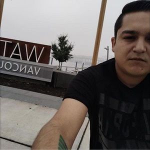 Meet your Posher, Sergio arturo